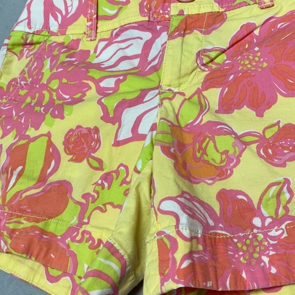 Lilly Pulitzer - Picture 2 of 8